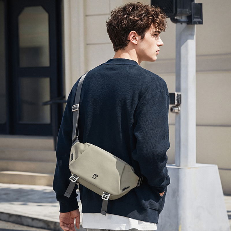 Водонепроницаемая сумка-слинг  – обзор и цена Cycling Commute Bag
